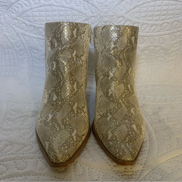 Coconuts by Matisse Metallic Snakeskin Astoria Ankle Boots Booties Size 9M - Picture 5 of 12